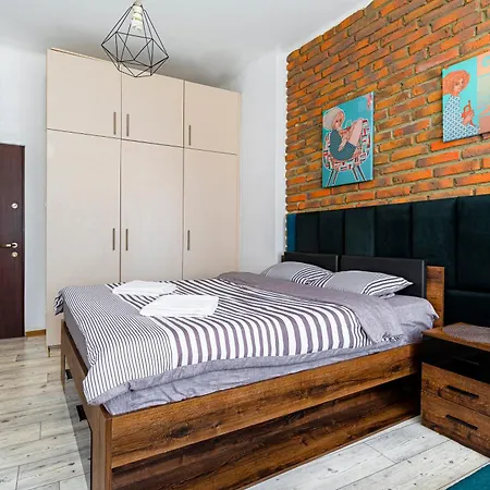 Apartament Flat At Powisle Great Location