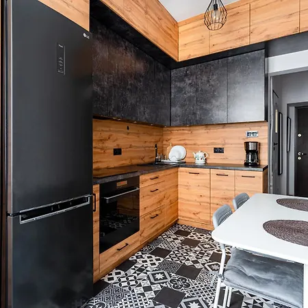 Flat At Powisle Great Location Apartment