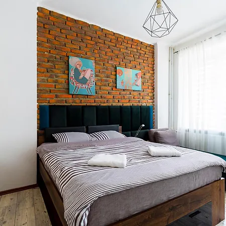 Flat At Powisle Great Location